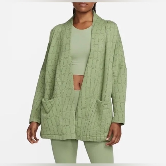 Nike Plus Jacket 💚 - Picture 7 of 12